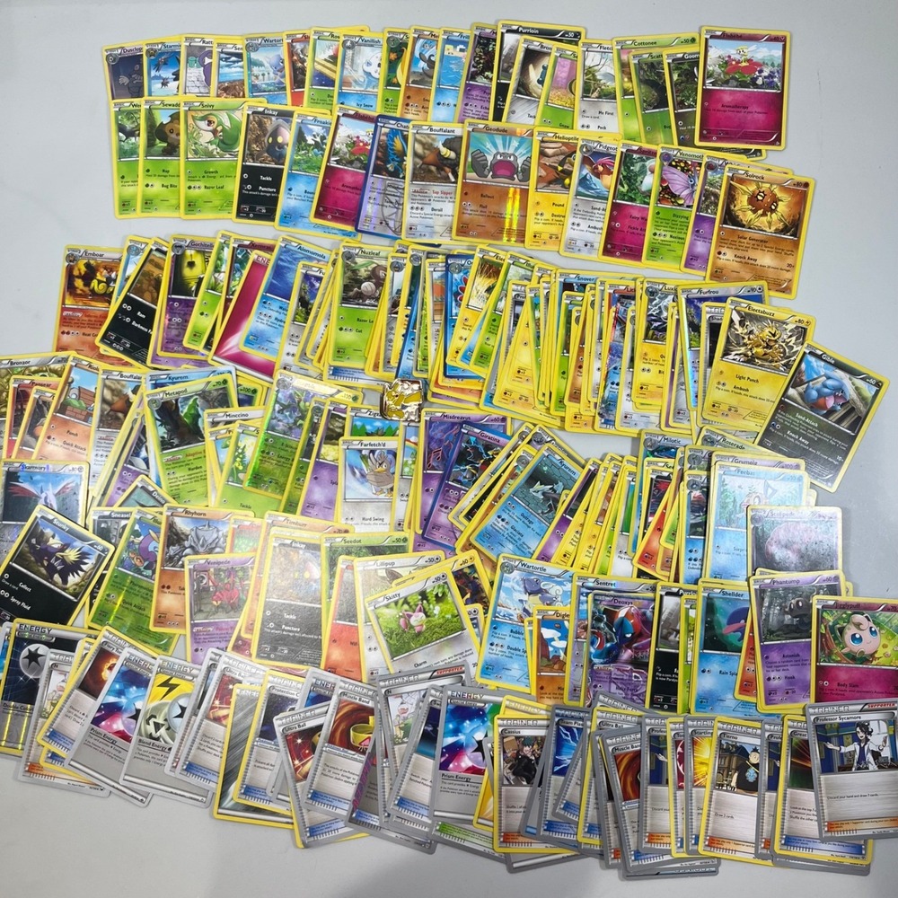 Nintendo Pokemon TCG Holos EX Mixed Lot Set Gaming Cards 2014 Plus Pikachu Pin